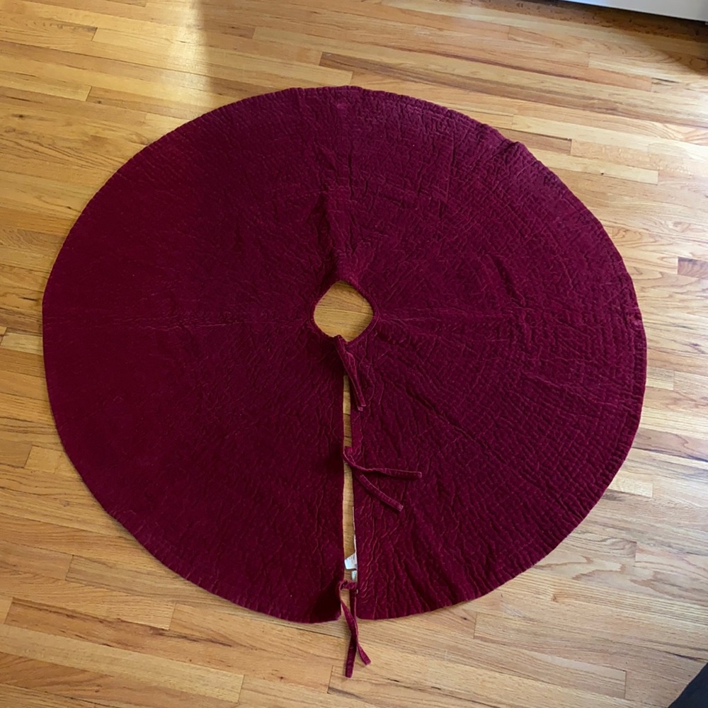 Pottery Barn Tree Skirt